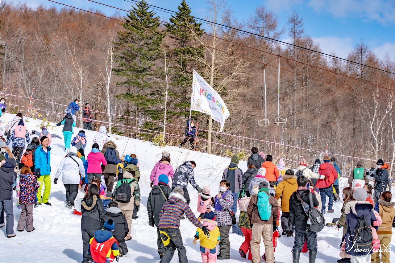 井山敬介さん＆清水宏保さんと一緒に雪遊び♪新しいカタチの子育てネットワークコミュニティ『Kids com』イベント、親子で楽しい［スノースポーツフェスティバル］in サッポロテイネ